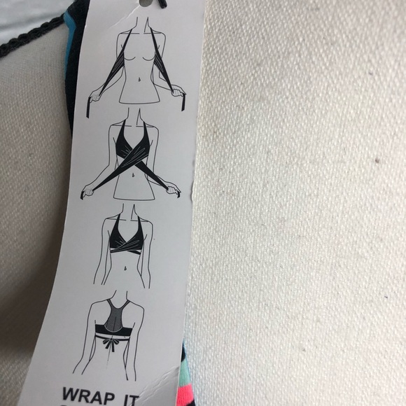NWT - Sundazed Wrap Tropical Bikini Top - Picture 6 of 9